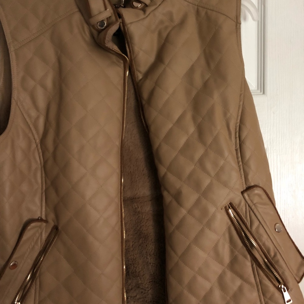 Jacket - Picture 4 of 8
